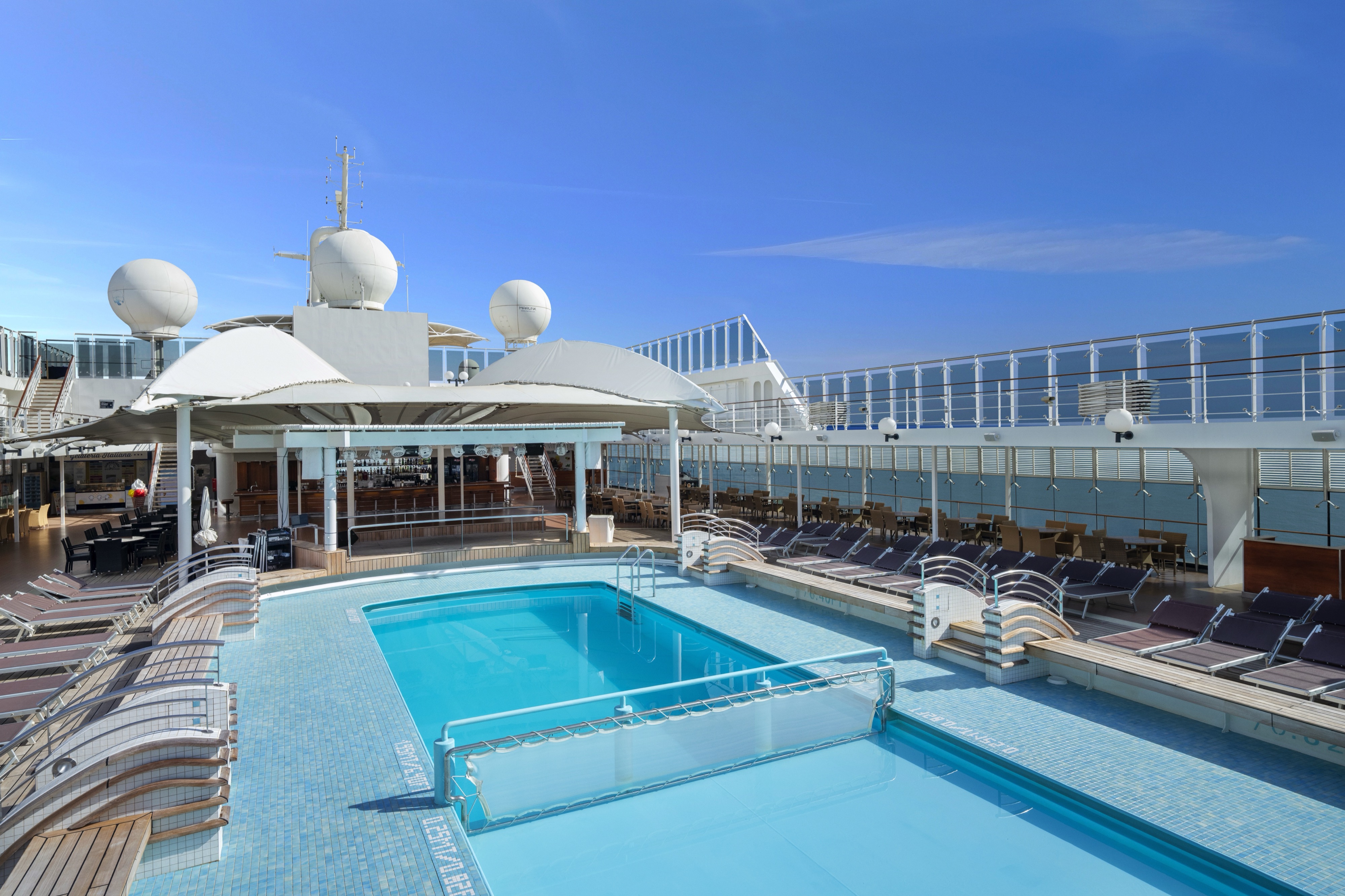 MSC Lirica - Swimming Pools